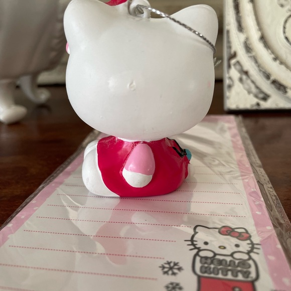 Hello Kitty Ornament, with Notepad - Picture 3 of 7